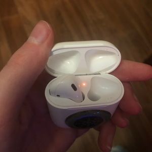 Apple AirPods